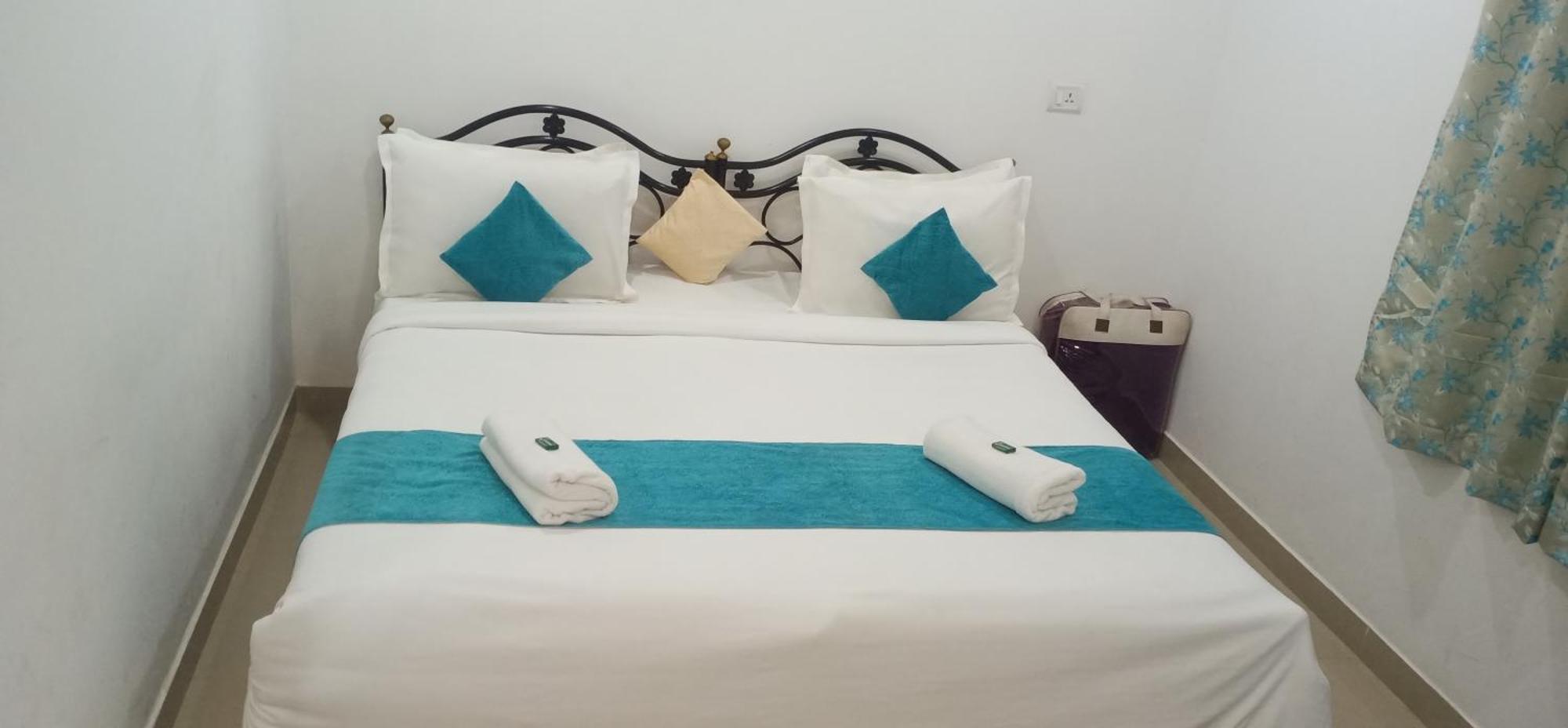 Casa Somanjo Inn Calangute Bagian luar foto