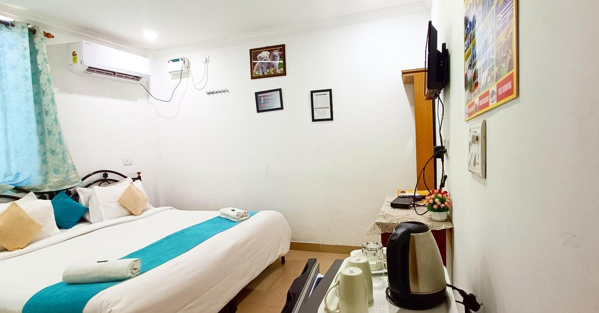Casa Somanjo Inn Calangute Bagian luar foto